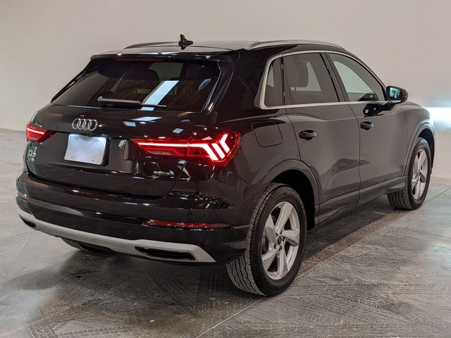 2022 Audi Q3 Premium