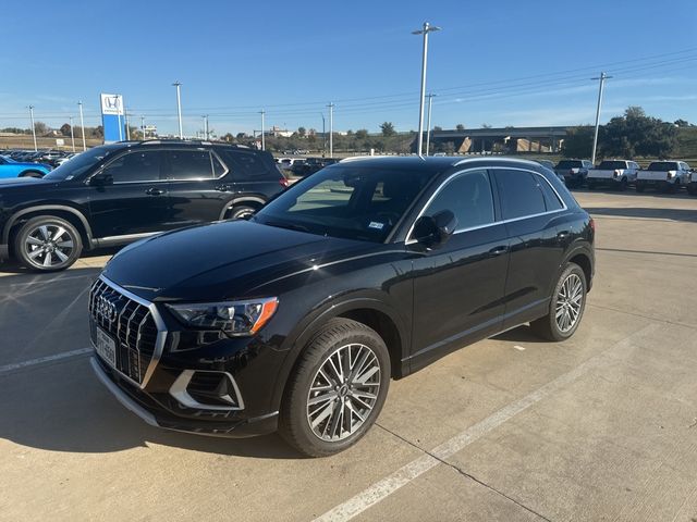 2022 Audi Q3 Premium