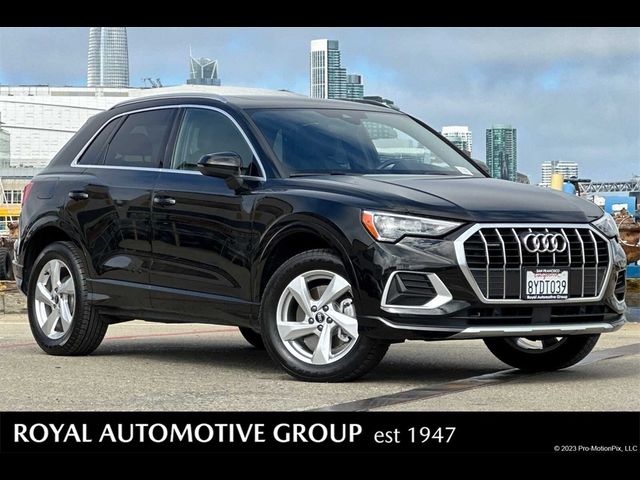 2022 Audi Q3 Premium