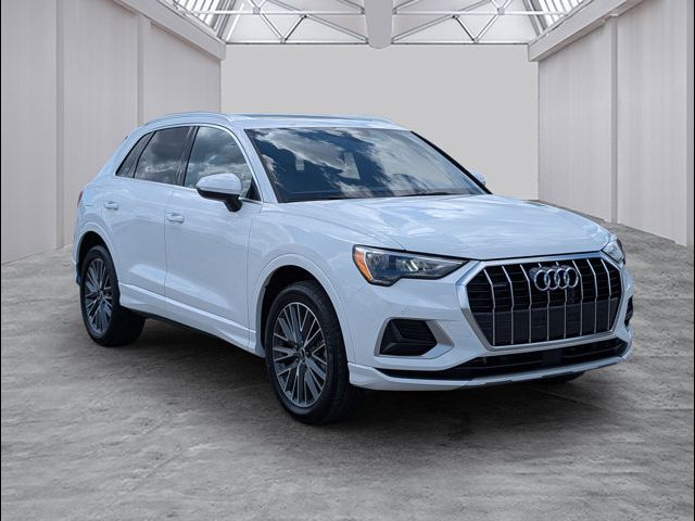 2022 Audi Q3 Premium