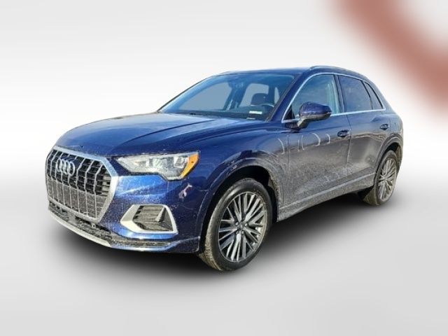 2022 Audi Q3 Premium