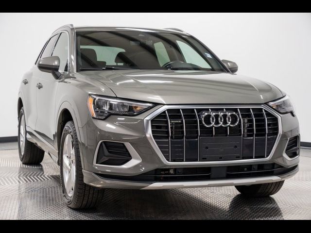 2022 Audi Q3 Premium