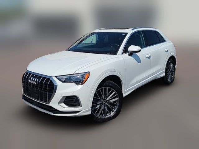 2022 Audi Q3 Premium