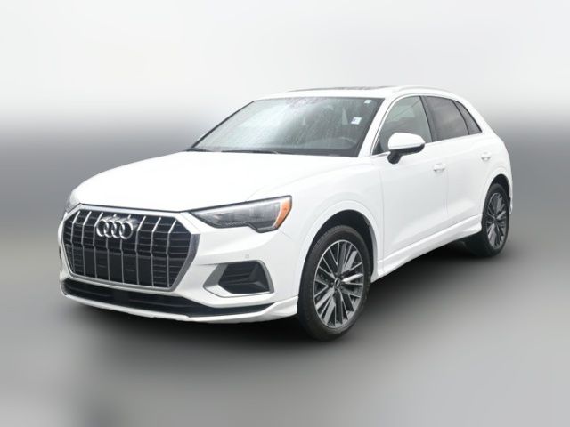 2022 Audi Q3 Premium