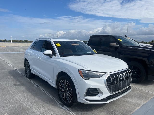 2022 Audi Q3 Premium