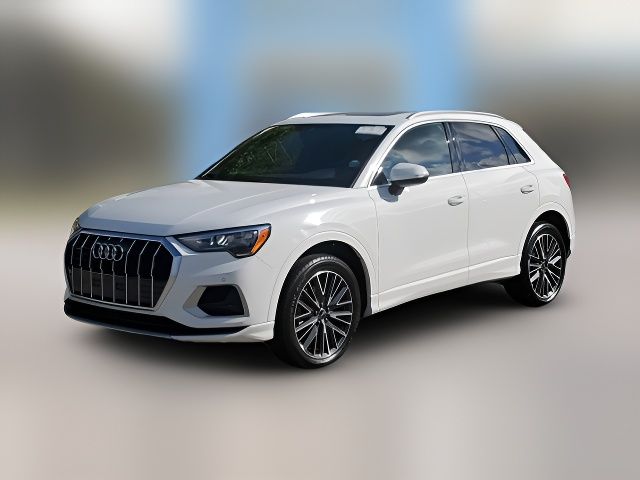 2022 Audi Q3 Premium