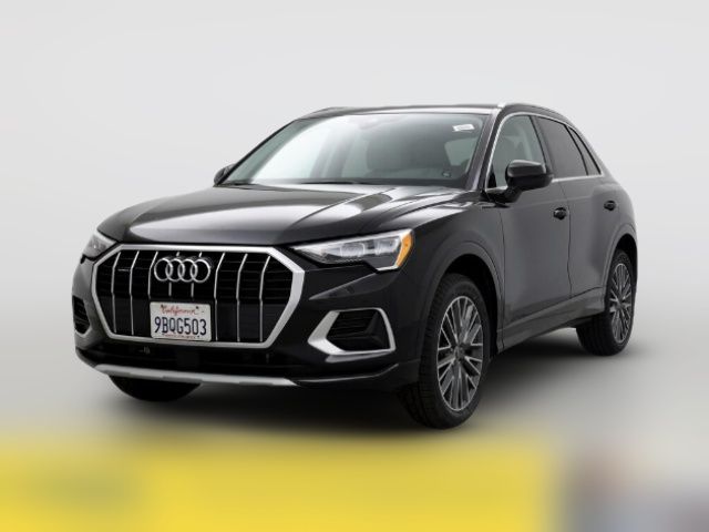 2022 Audi Q3 Premium