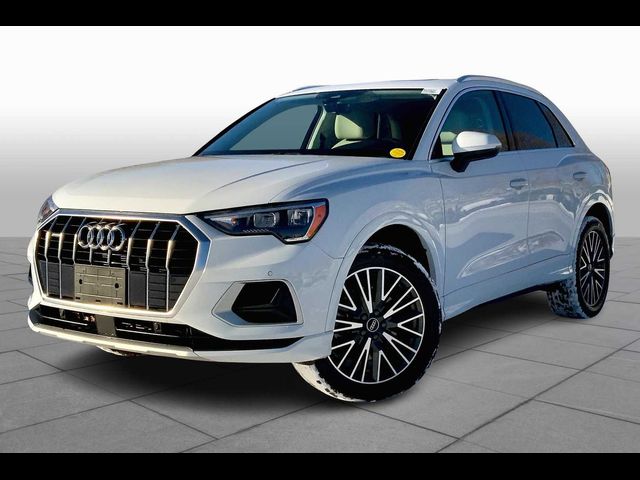 2022 Audi Q3 Premium