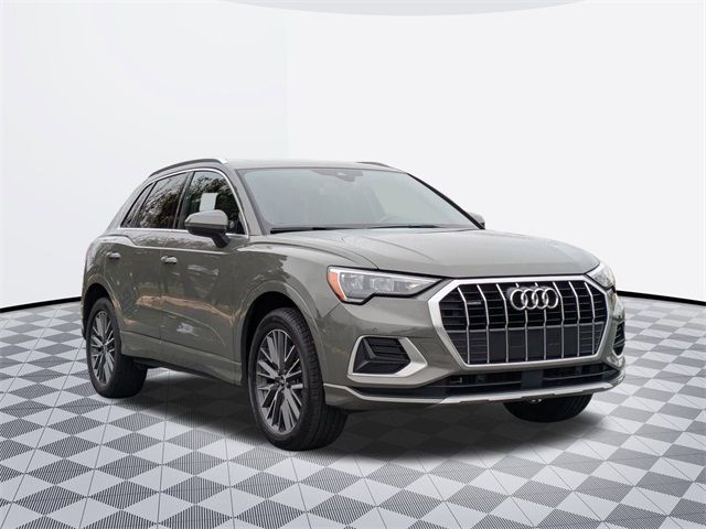 2022 Audi Q3 Premium