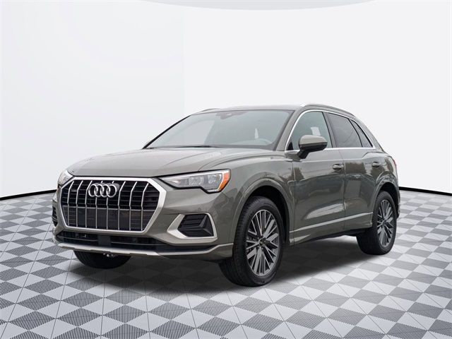 2022 Audi Q3 Premium