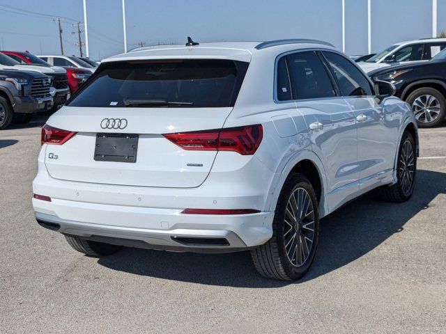 2022 Audi Q3 Premium