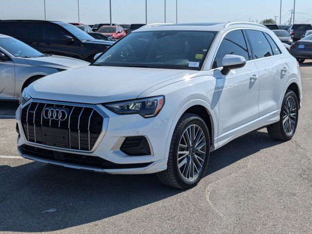 2022 Audi Q3 Premium