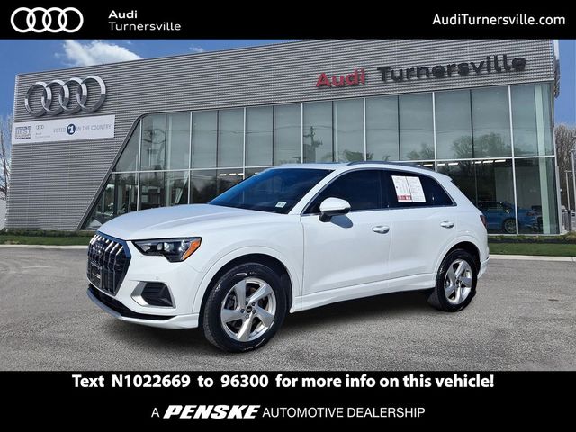 2022 Audi Q3 Premium