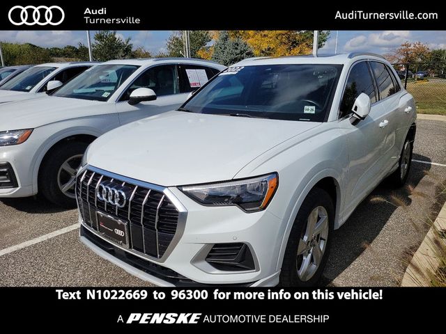 2022 Audi Q3 Premium