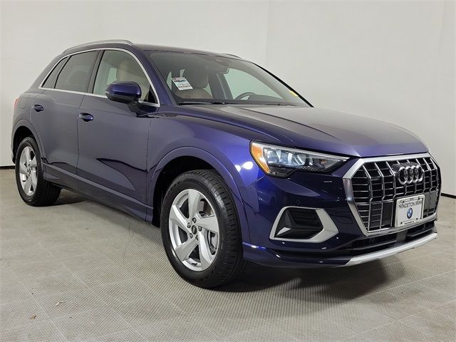 2022 Audi Q3 Premium