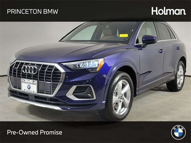 2022 Audi Q3 Premium