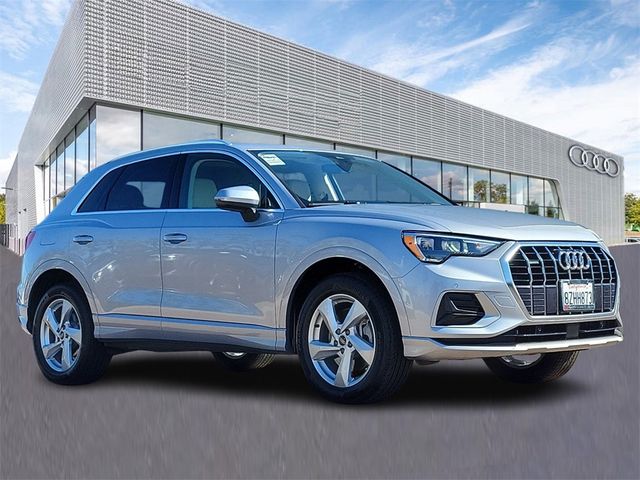 2022 Audi Q3 Premium