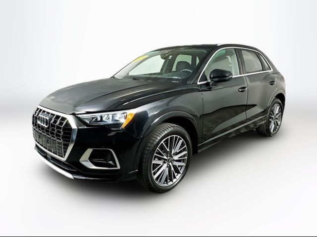 2022 Audi Q3 Premium