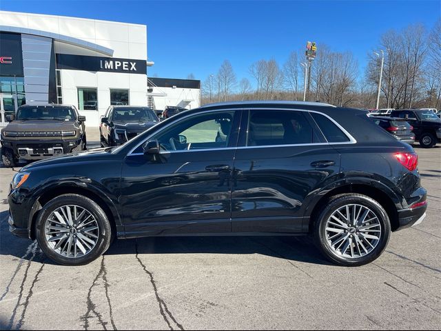 2022 Audi Q3 Premium