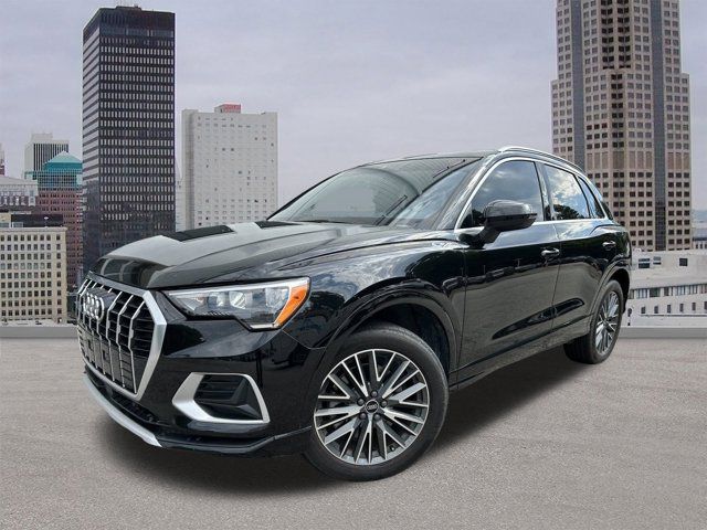 2022 Audi Q3 Premium