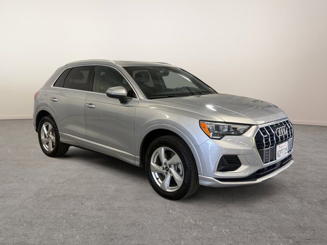 2022 Audi Q3 Premium