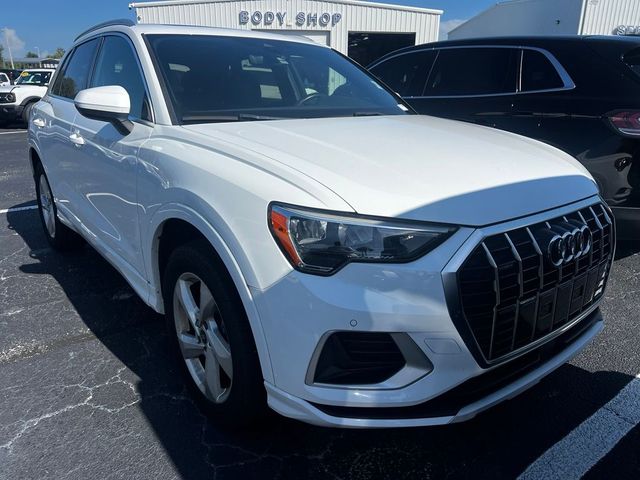 2022 Audi Q3 Premium