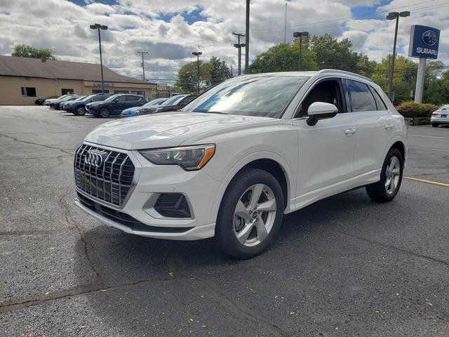 2022 Audi Q3 Premium