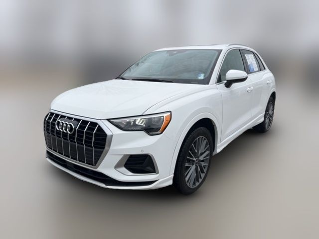 2022 Audi Q3 Premium