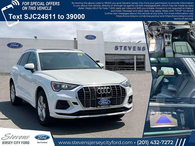 2022 Audi Q3 Premium