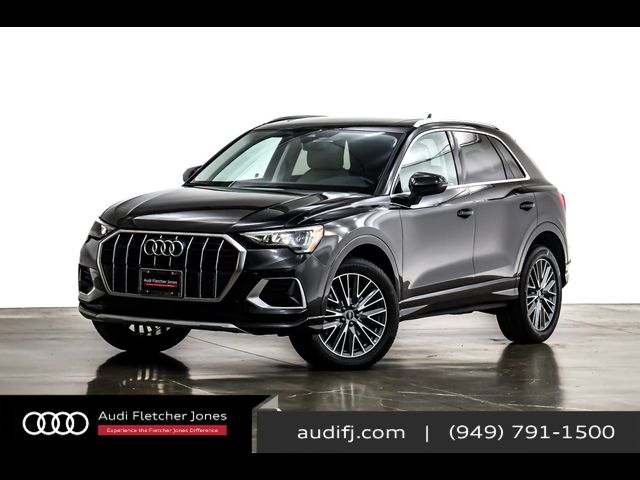 2022 Audi Q3 Premium