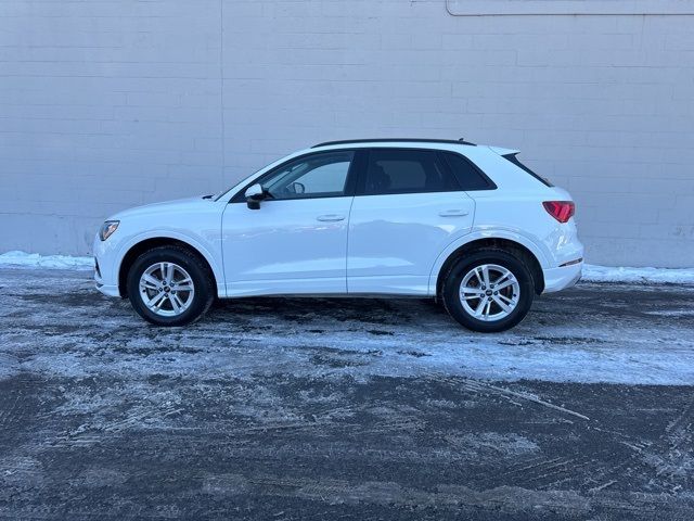 2022 Audi Q3 Premium