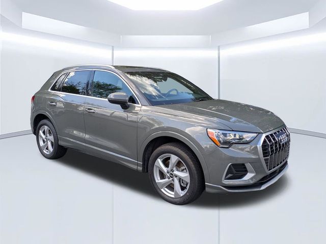 2022 Audi Q3 Premium