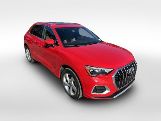 2022 Audi Q3 Premium