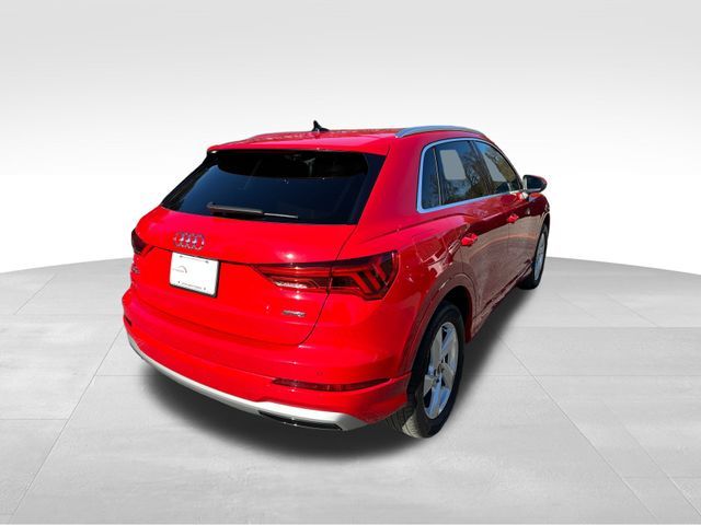 2022 Audi Q3 Premium