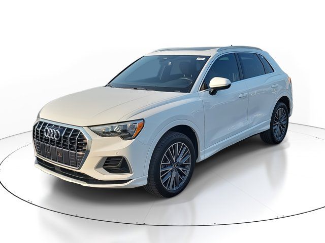 2022 Audi Q3 Premium