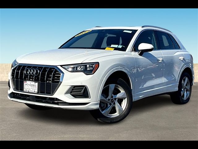 2022 Audi Q3 Premium