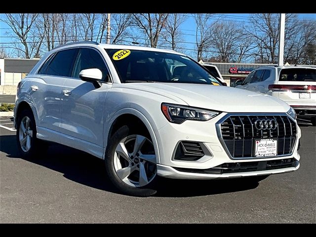 2022 Audi Q3 Premium