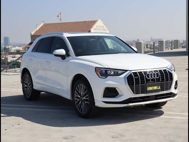 2022 Audi Q3 Premium