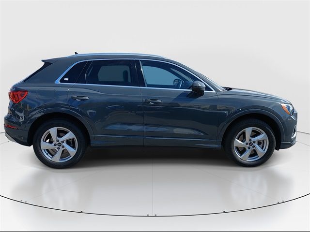 2022 Audi Q3 Premium