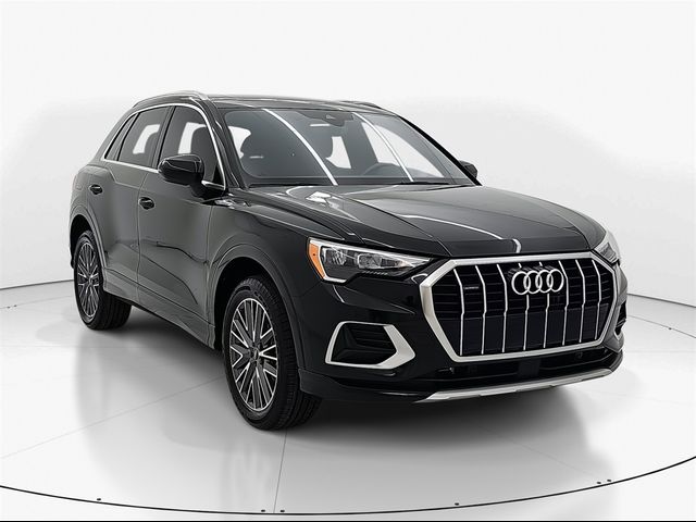 2022 Audi Q3 Premium