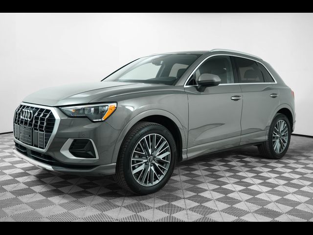 2022 Audi Q3 Premium