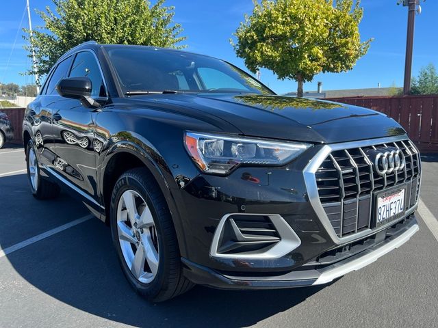 2022 Audi Q3 Premium