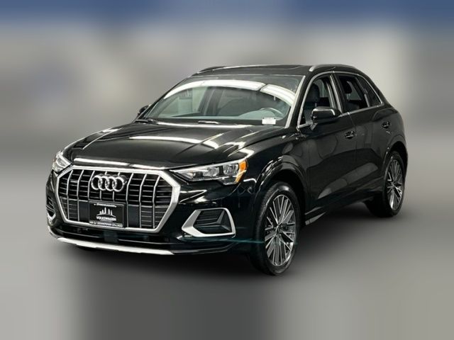 2022 Audi Q3 Premium