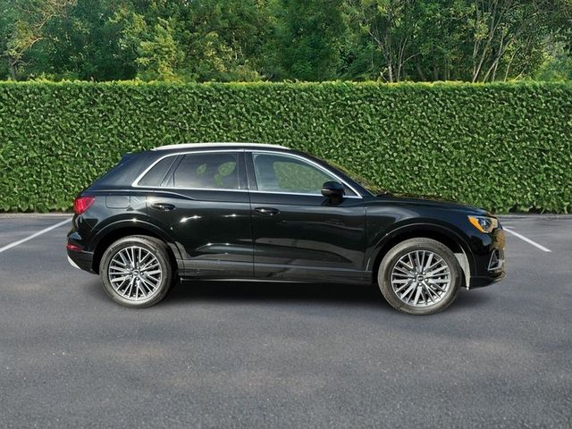 2022 Audi Q3 Premium