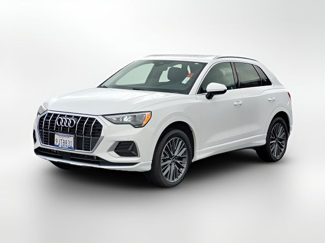 2022 Audi Q3 Premium