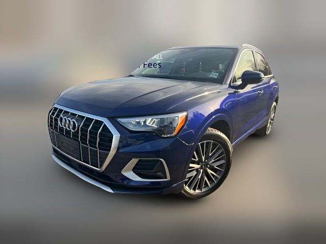 2022 Audi Q3 Premium