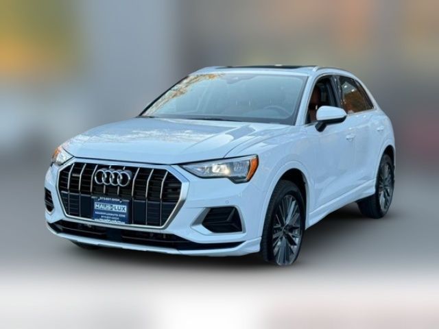 2022 Audi Q3 Premium