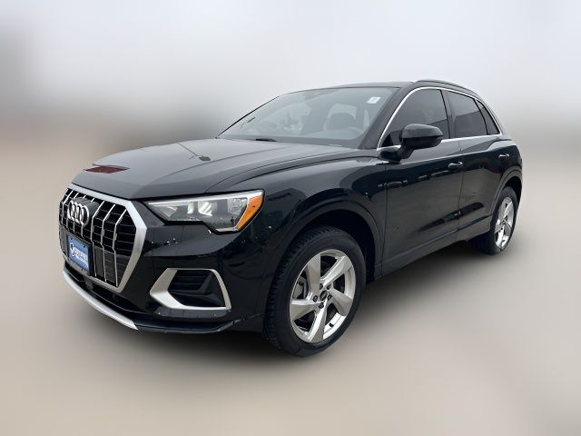 2022 Audi Q3 Premium