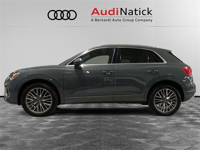 2022 Audi Q3 Premium Plus