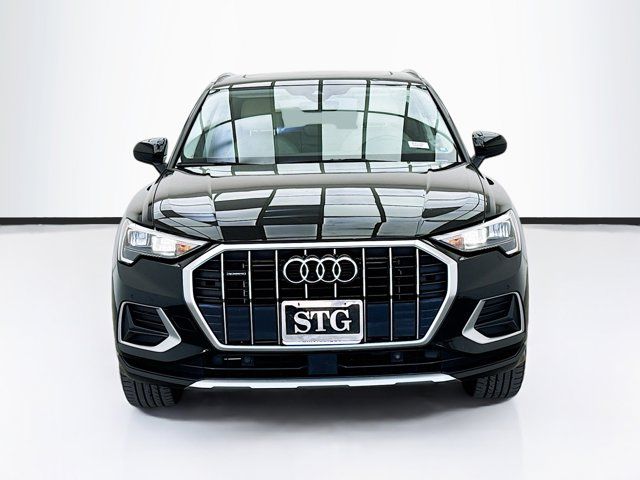 2022 Audi Q3 Premium